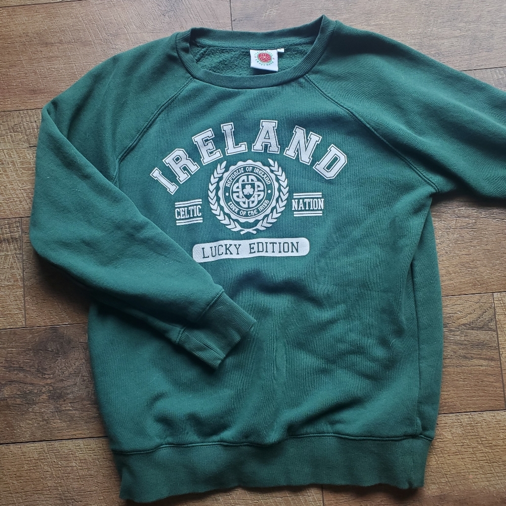 Ireland Crew Neck